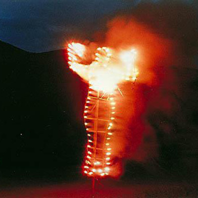 Ana Mendieta. Ánima silueta de cohetes, 1976